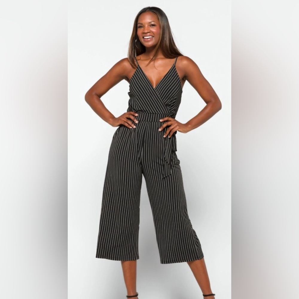 Kaileigh Rica Knit Crop Jumpsuit Faux Wrap Sleeveless Stretchy Casual Size 3X